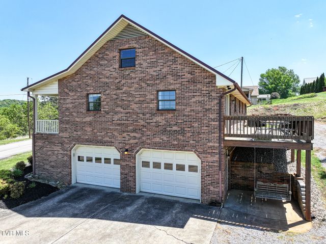 275 West Hills Drive, Mosheim, TN 37818