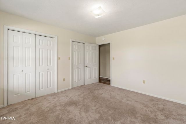 275 West Hills Drive, Mosheim, TN 37818