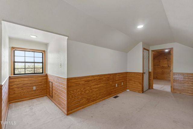 275 West Hills Drive, Mosheim, TN 37818