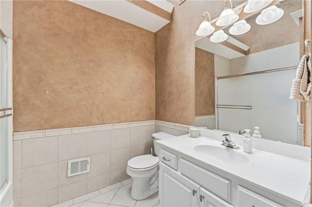 21201 E 51ST TERRACE Court S, Blue Springs, MO 64015
