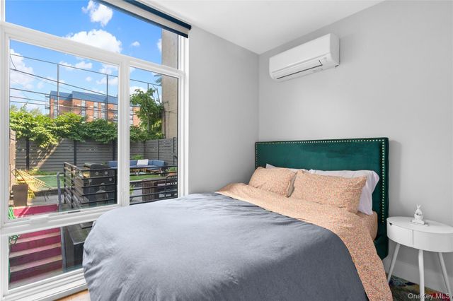 491 Monroe Street 1B, Brooklyn, NY 11221