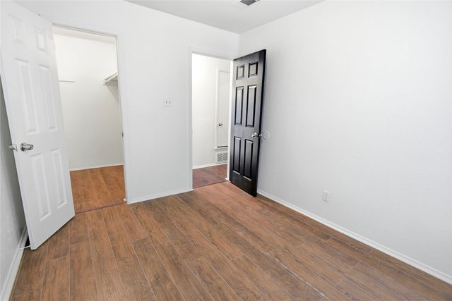 3324 Green Ridge Street, Fort Worth, TX 76133