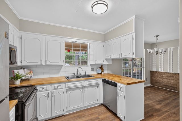 4716 N Lake, Shreveport, LA 71107