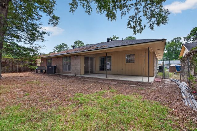 4716 N Lake, Shreveport, LA 71107