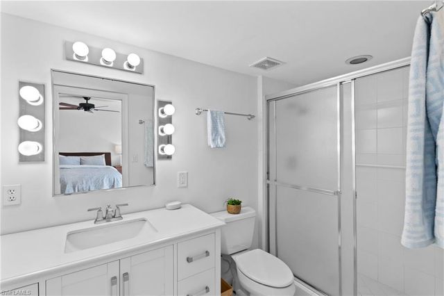 995 9th AVE S # 5, Naples, FL 34102