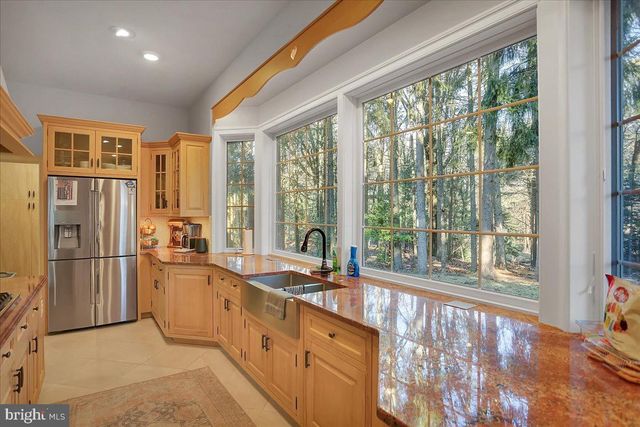 338 CANDY RD, Mohnton, PA 19540