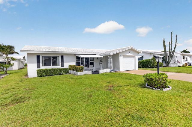 131 Leisureville Boulevard, Boynton Beach, FL 33426