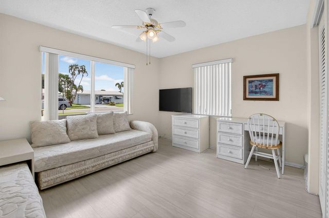 131 Leisureville Boulevard, Boynton Beach, FL 33426