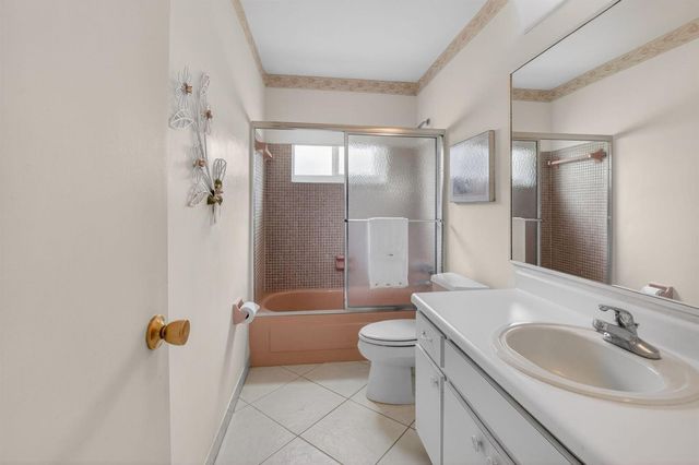 131 Leisureville Boulevard, Boynton Beach, FL 33426
