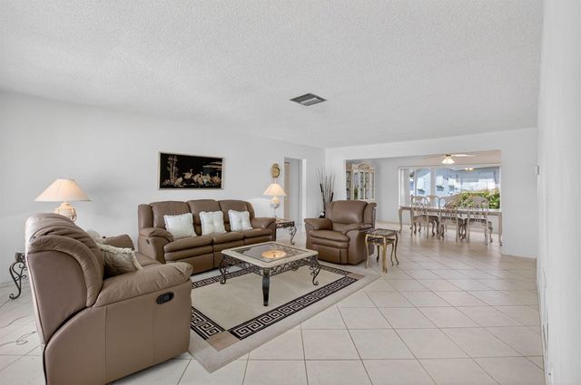 131 Leisureville Boulevard, Boynton Beach, FL 33426