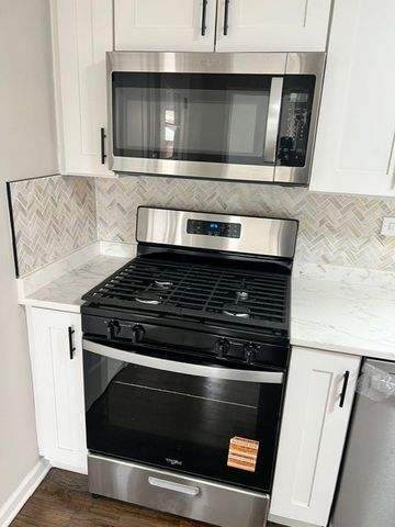 18462 Gottschalk Avenue, Homewood, IL 60430