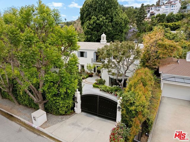 1485 N Doheny Drive, Los Angeles, CA 90069