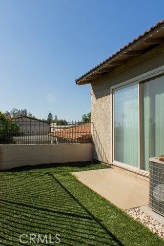 5665 Falling Leaf, Jurupa Valley, CA 92509