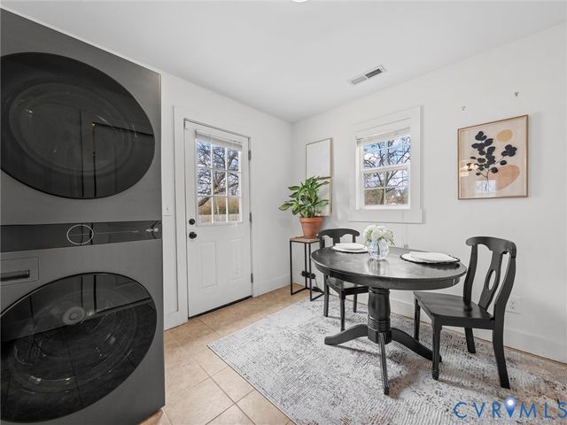 6421 W Grace St, Richmond, VA 23226