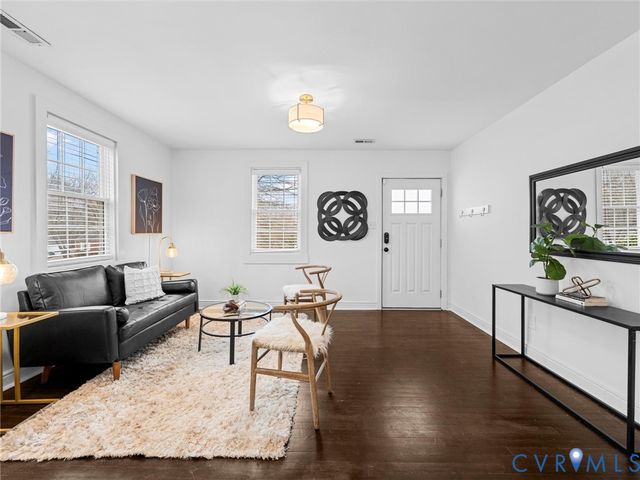 6421 W Grace St, Richmond, VA 23226