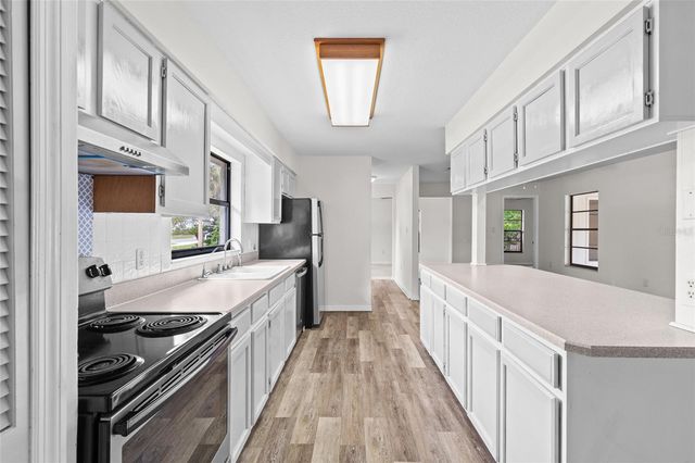 2707 BALKAN STREET, Apopka, FL 32703