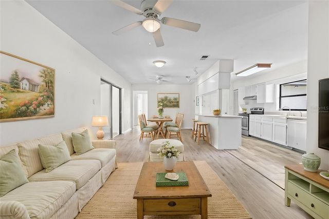 2707 BALKAN STREET, Apopka, FL 32703