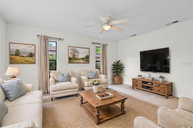 2707 BALKAN STREET, Apopka, FL 32703