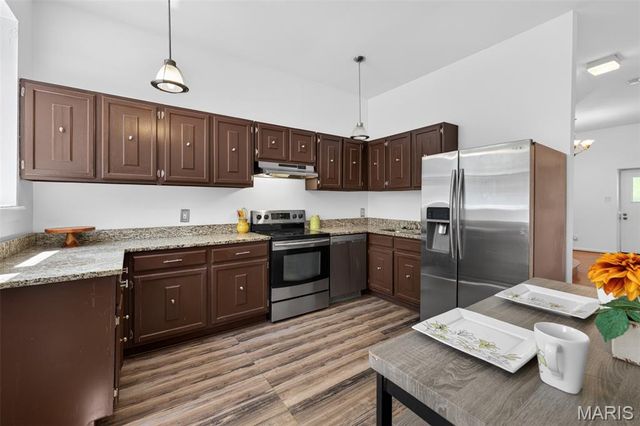 3944 Russell Boulevard, St Louis, MO 63110