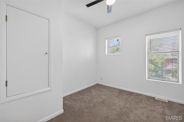 3944 Russell Boulevard, St Louis, MO 63110