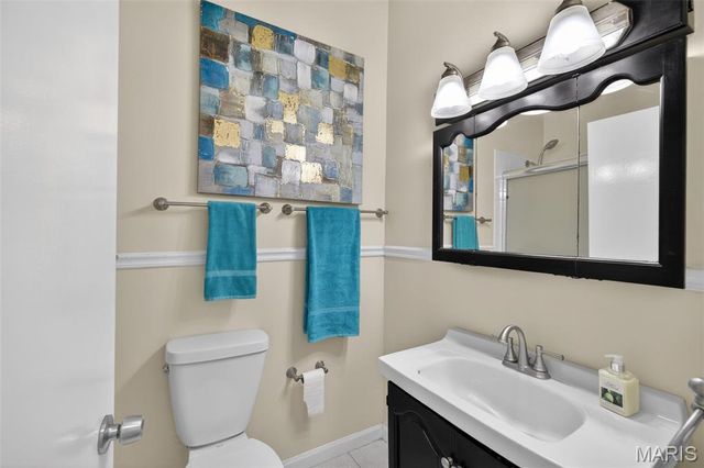 3944 Russell Boulevard, St Louis, MO 63110