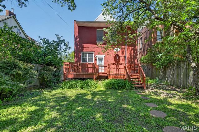 3944 Russell Boulevard, St Louis, MO 63110