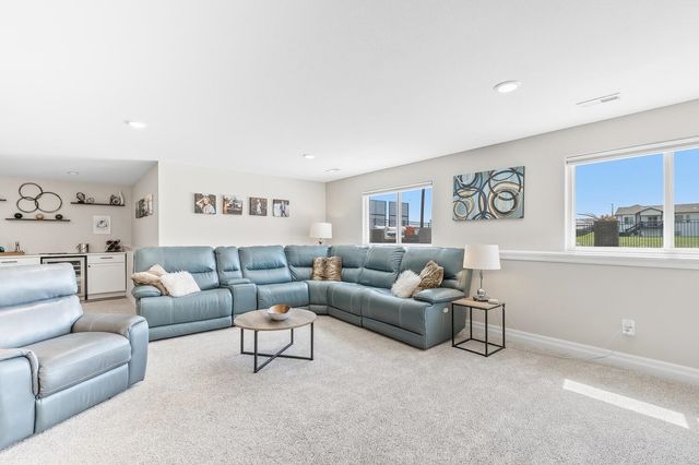 10933 W Cedar Ln, Maize, KS 67101