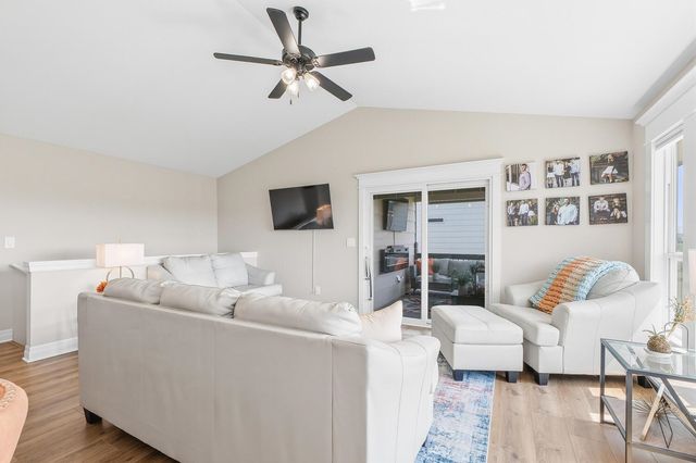 10933 W Cedar Ln, Maize, KS 67101