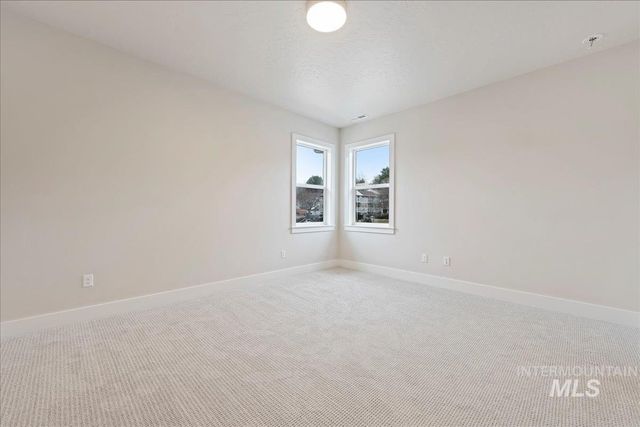 410 W Sand Dune Ln, Boise, ID 83702