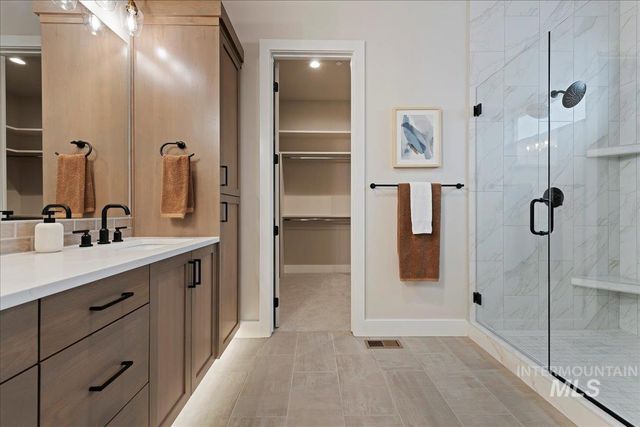 410 W Sand Dune Ln, Boise, ID 83702