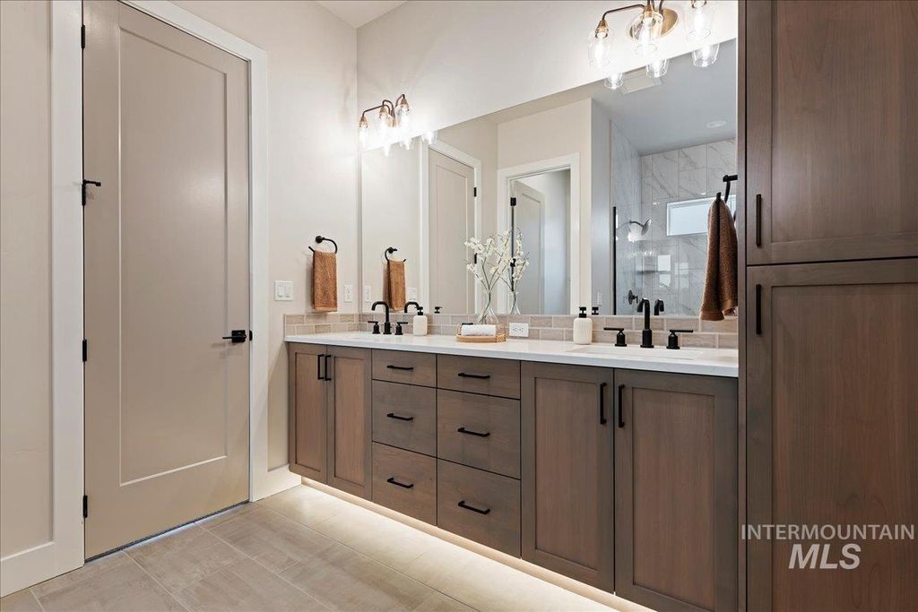 410 W Sand Dune Ln, Boise, ID 83702 photo 25