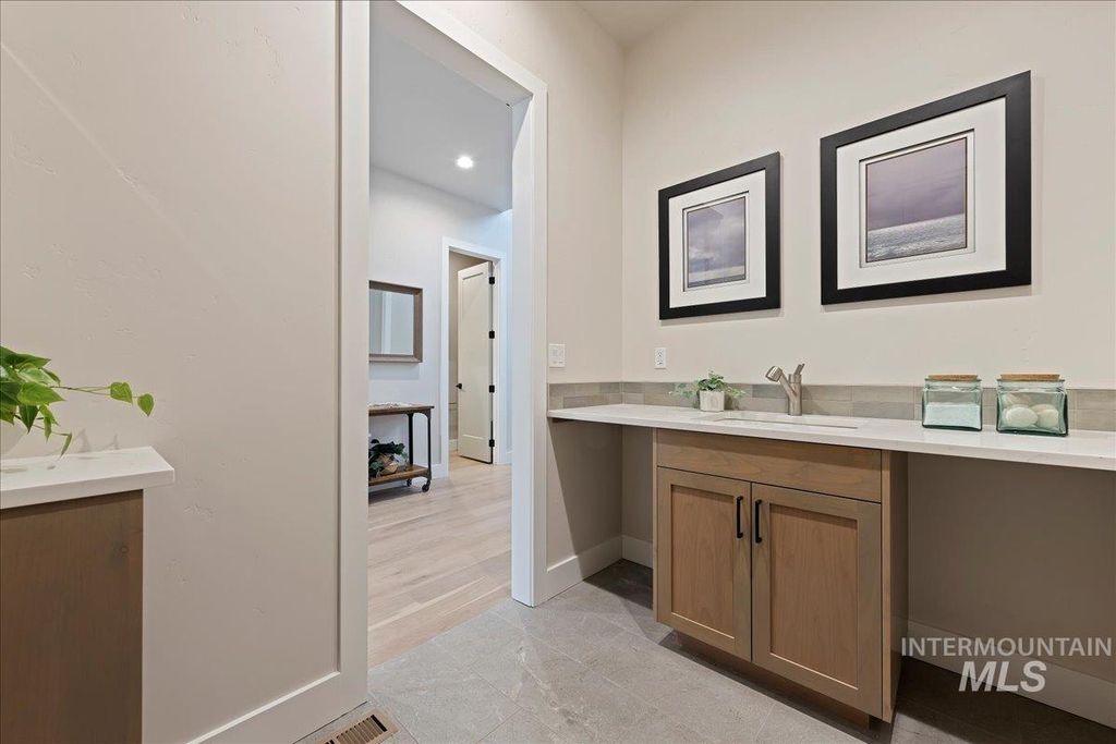 410 W Sand Dune Ln, Boise, ID 83702 photo 35