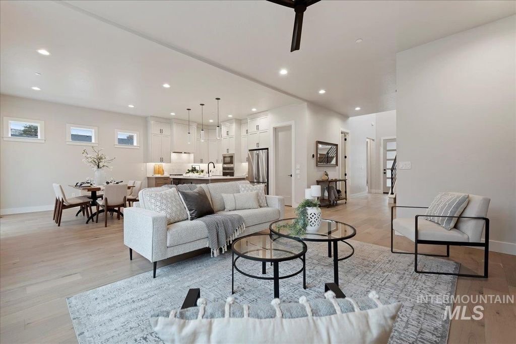 410 W Sand Dune Ln, Boise, ID 83702 photo 6