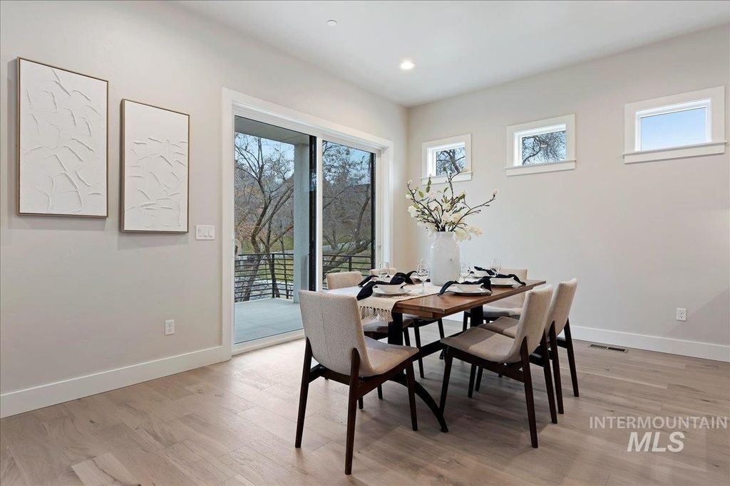 410 W Sand Dune Ln, Boise, ID 83702 photo 7