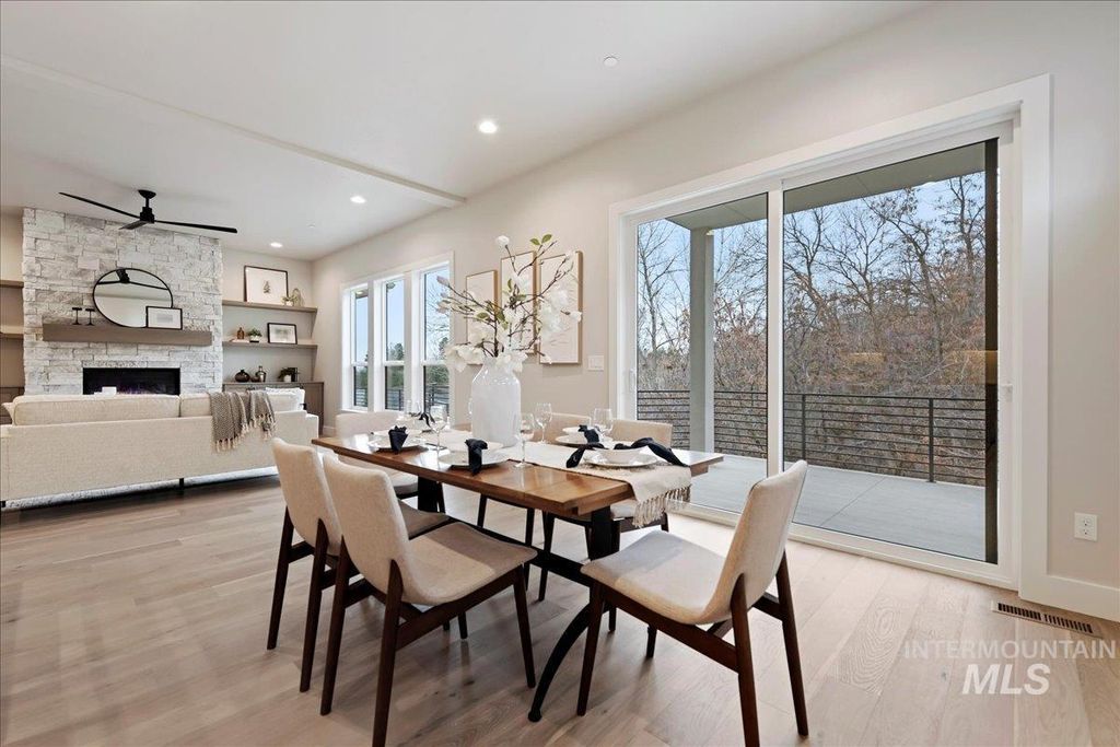 410 W Sand Dune Ln, Boise, ID 83702 photo 8