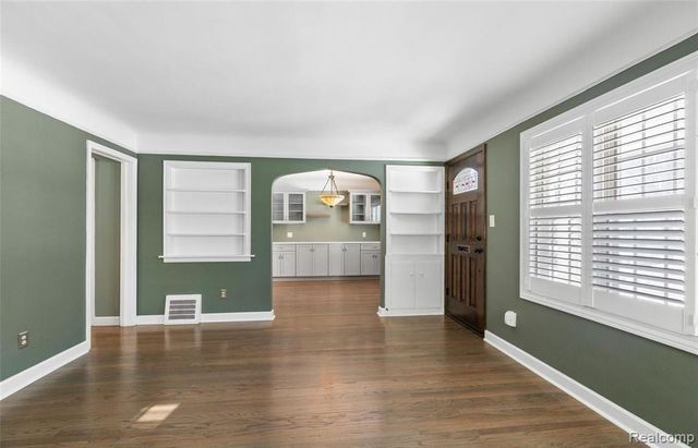 718 N Altadena Avenue, Royal Oak, MI 48067