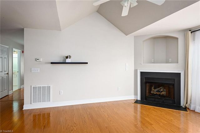 4732 Tatton Park Circle 3B, Winston-salem, NC 27103