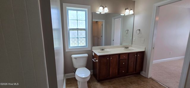2553 Saddleback Drive A, Winterville, NC 28590