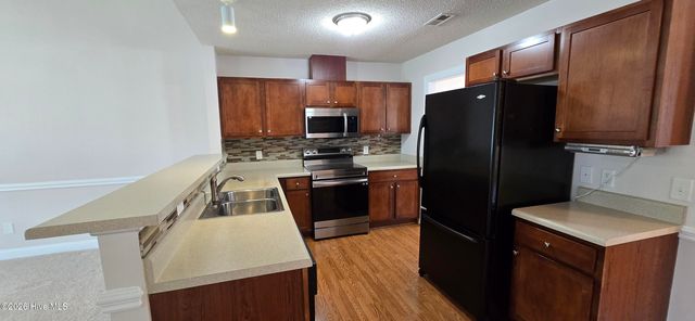 2553 Saddleback Drive A, Winterville, NC 28590