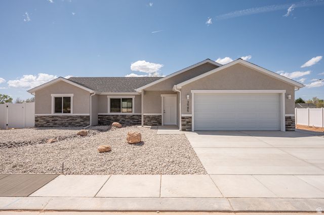 3879 N HAWKS LANDING LP, Cedar City, UT 84721