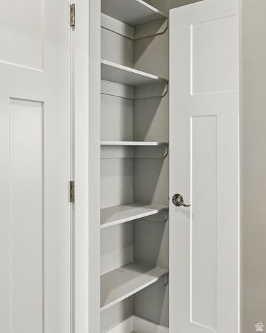 3879 N HAWKS LANDING LP, Cedar City, UT 84721