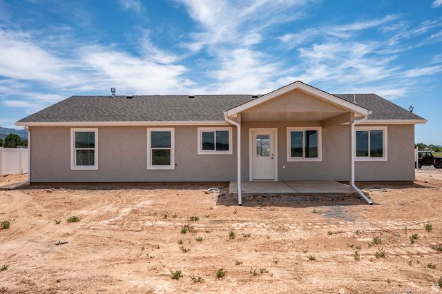 3879 N HAWKS LANDING LP, Cedar City, UT 84721