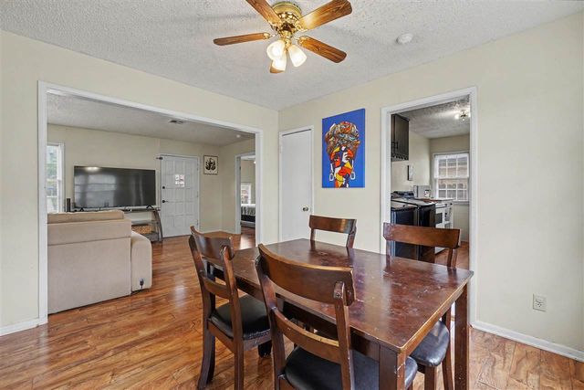 407 NW 30th St, Lawton, OK 73505