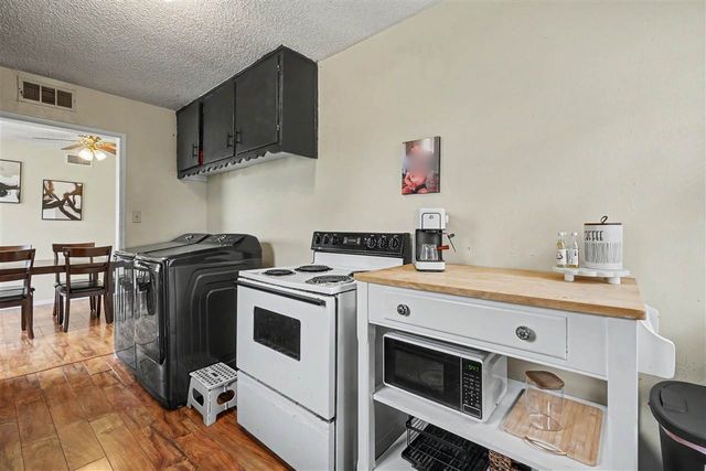 407 NW 30th St, Lawton, OK 73505