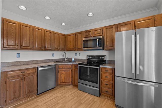 4910 Falkirk MEWS, Williamsburg, VA 23188