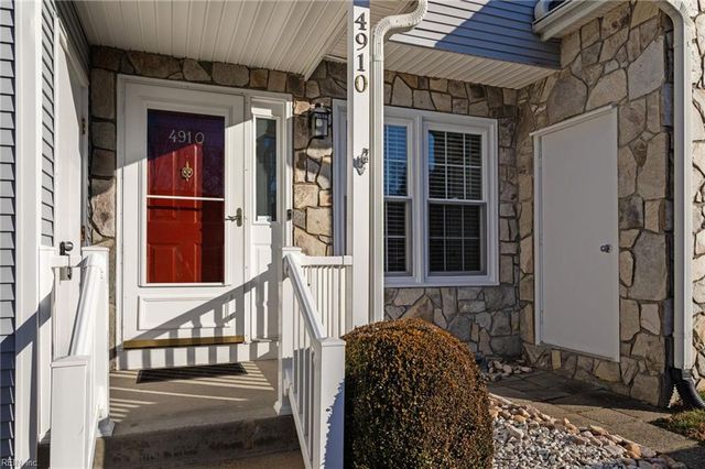 4910 Falkirk MEWS, Williamsburg, VA 23188