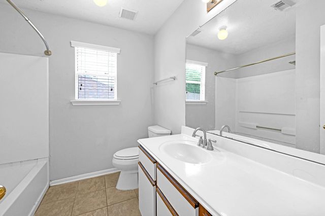 3102 Millers Oak Ln, Rosenberg, TX 77498