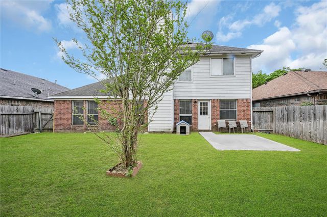 3102 Millers Oak Ln, Rosenberg, TX 77498