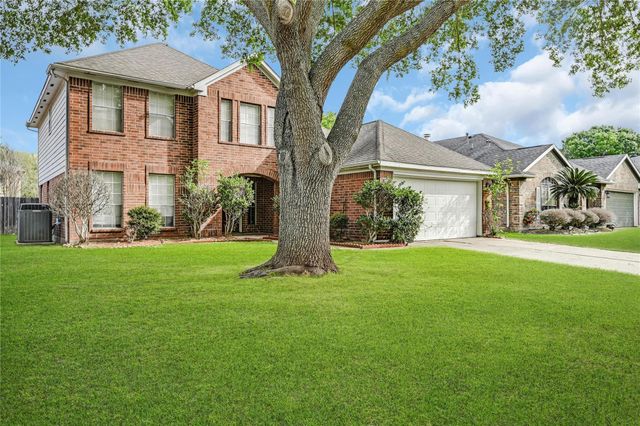3102 Millers Oak Ln, Rosenberg, TX 77498