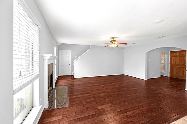 3102 Millers Oak Ln, Rosenberg, TX 77498